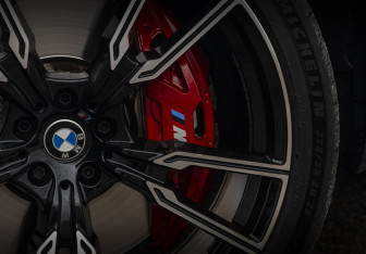 Подержанный автомобиль BMW X5 2022 года (3 фото)