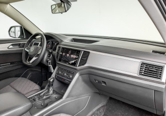 Подержанный автомобиль Volkswagen Teramont 2018 года (11 фото)