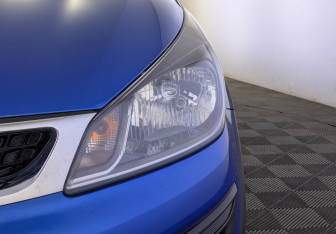 Подержанный автомобиль Kia Rio Hatchback 2019 года (10 фото)