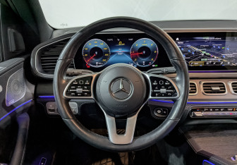 Подержанный автомобиль Mercedes-Benz GLE 2021 года (22 фото)