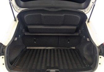 Подержанный автомобиль Nissan Qashqai 2016 года (10 фото)