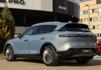 Подержанный автомобиль Voyah Free 2022 года (5 фото)