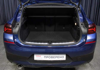 Подержанный автомобиль BMW X2 2021 года (9 фото)