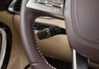 Новый FAW Bestune T77 2023 (14 фото)