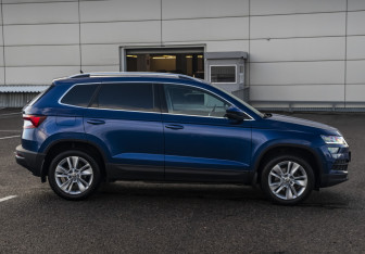 Подержанный автомобиль Skoda Karoq 2021 года (4 фото)
