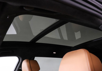 Подержанный автомобиль BMW X7 2019 года (15 фото)