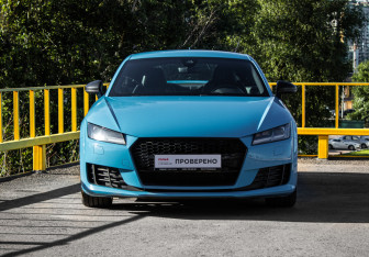 Подержанный автомобиль Audi TT Coupe 2016 года (2 фото)