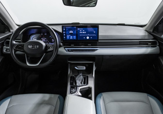 Подержанный автомобиль Geely Emgrand 2023 года (14 фото)