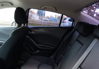 Подержанный автомобиль Mazda 3 Sedan 2014 года (10 фото)