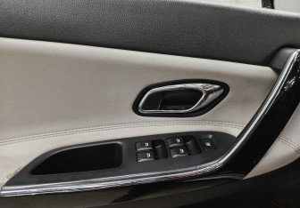 Подержанный автомобиль Kia Ceed Hatchback 2013 года (16 фото)