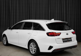 Подержанный автомобиль Kia Ceed Wagon 2019 года (7 фото)