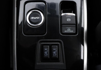 Подержанный автомобиль Mitsubishi Outlander 2019 года (9 фото)