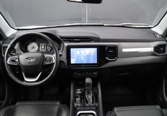 Подержанный автомобиль Chery Tiggo 4 2022 года (10 фото)