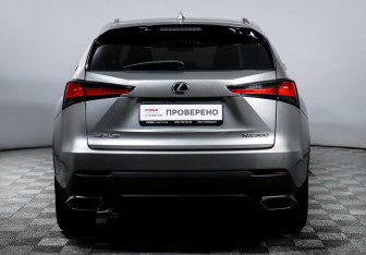 Подержанный автомобиль Lexus NX 2019 года (6 фото)