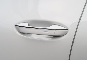 Подержанный автомобиль Volkswagen Tiguan 2025 года (19 фото)