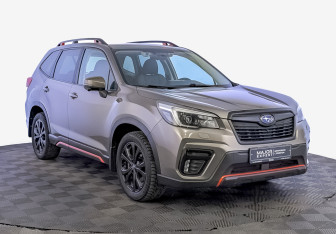 Подержанный автомобиль Subaru Forester Suv 2021 года (3 фото)