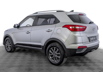 Подержанный автомобиль Hyundai Creta 2020 года (7 фото)