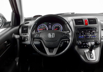 Подержанный автомобиль Honda CR-V 2011 года (11 фото)