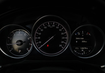 Подержанный автомобиль Mazda CX-9 2021 года (34 фото)