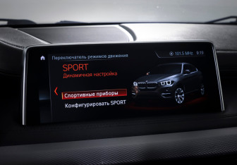 Подержанный автомобиль BMW X6 2018 года (19 фото)