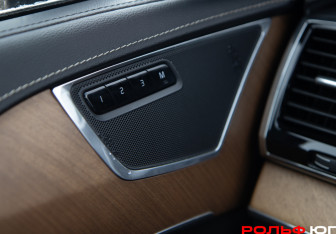 Подержанный автомобиль Volvo XC90 2018 года (14 фото)