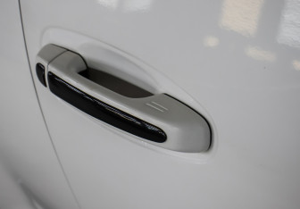 Подержанный автомобиль Toyota Land Cruiser Prado 2011 года (16 фото)