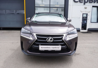 Подержанный автомобиль Lexus NX 2015 года (2 фото)