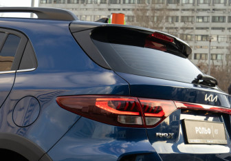 Подержанный автомобиль Kia Rio Hatchback 2022 года (20 фото)