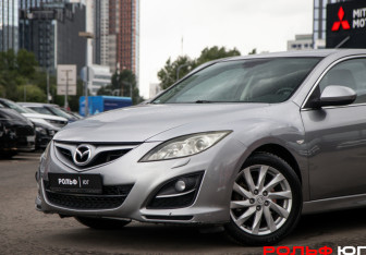 Подержанный автомобиль Mazda 6 Sedan 2011 года (15 фото)