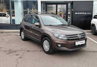 Подержанный автомобиль Volkswagen Tiguan 2015 года (3 фото)