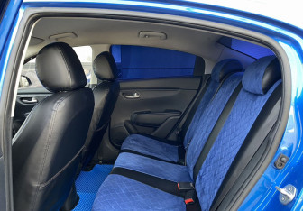 Подержанный автомобиль Kia Rio Sedan 2017 года (24 фото)