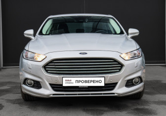 Подержанный автомобиль Ford Mondeo Sedan 2015 года (2 фото)