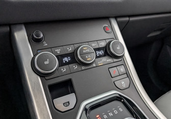 Подержанный автомобиль Land Rover Range Rover Evoque 2018 года (26 фото)