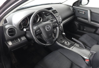 Подержанный автомобиль Mazda 6 Sedan 2011 года (9 фото)