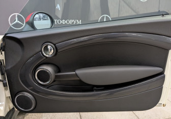 Подержанный автомобиль MINI Coupe 2012 года (24 фото)