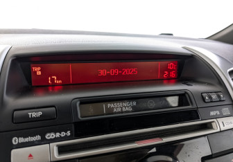 Подержанный автомобиль Kia Venga 2013 года (26 фото)