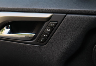 Подержанный автомобиль Lexus RX 2015 года (18 фото)