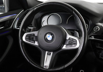 Подержанный автомобиль BMW X4 2019 года (13 фото)