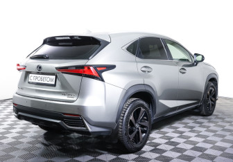 Подержанный автомобиль Lexus NX 2021 года (5 фото)