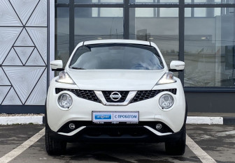 Подержанный автомобиль Nissan Juke 2018 года (2 фото)
