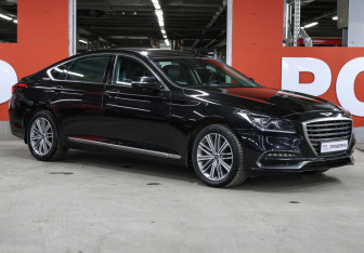 Подержанный автомобиль Genesis G80 2019 года (3 фото)
