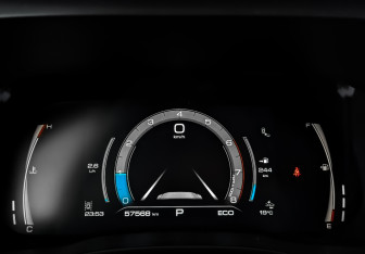 Подержанный автомобиль Haval Jolion 2023 года (16 фото)