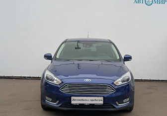 Подержанный автомобиль Ford Focus Hatchback 2015 года (2 фото)