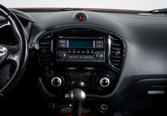 Подержанный автомобиль Nissan Juke 2014 года (13 фото)