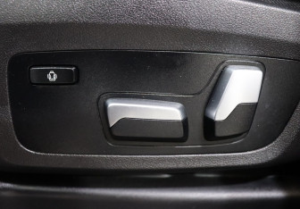 Подержанный автомобиль BMW X4 2019 года (13 фото)