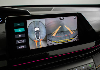 Подержанный автомобиль Changan UNI-V 2023 года (17 фото)