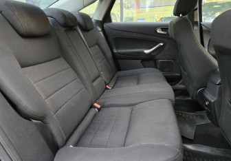 Подержанный автомобиль Ford Mondeo Sedan 2009 года (11 фото)