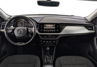 Подержанный автомобиль Skoda Rapid Liftback 2020 года (14 фото)