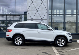 Подержанный автомобиль Skoda Kodiaq 2020 года (4 фото)