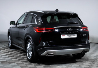Подержанный автомобиль Infiniti QX50 2019 года (7 фото)